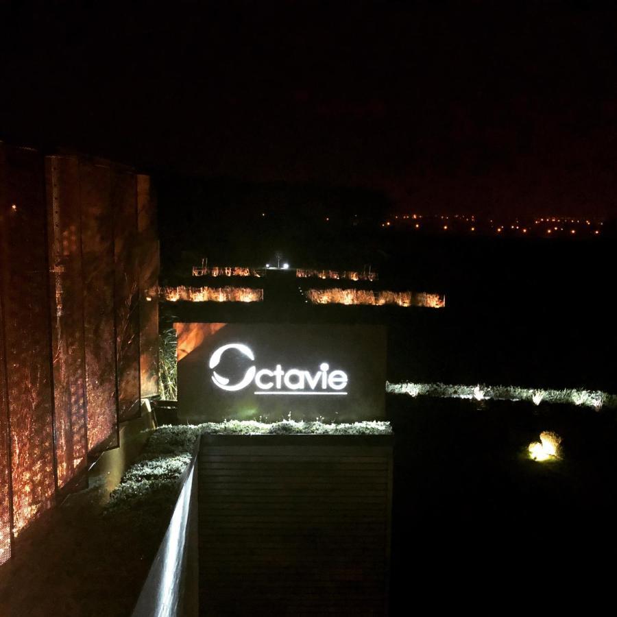 Octavie - Suite De Luxe A Tournai Avec Piscine Privee, Jacuzzi, Sauna Et Hammam 외부 사진